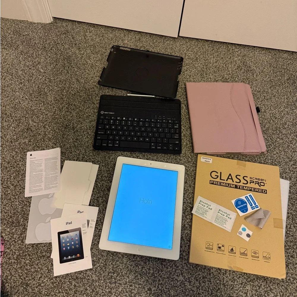 Apple IPad - Picture 1 of 7
